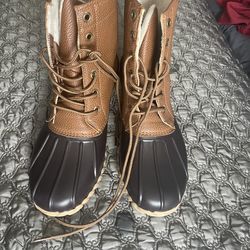 Boots, size 8
