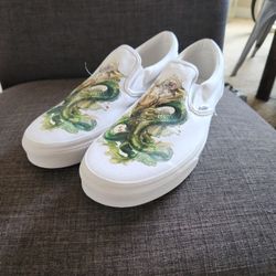 Vans New White With Dragon  Mens Size 12