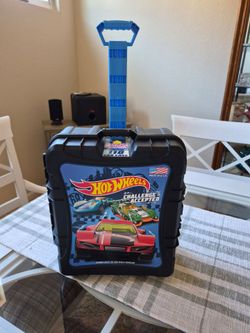 Hot Wheels Car Case