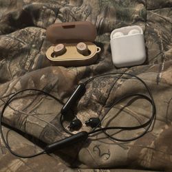 Earbuds