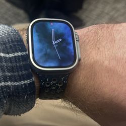 Apple Watch Ultra 1
