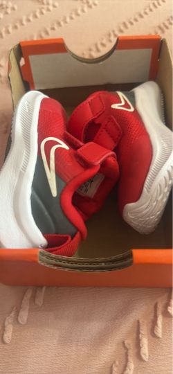 Nikes baby shoes