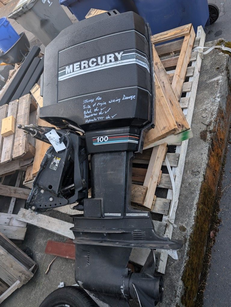 Damaged Mercury 100 Outboard