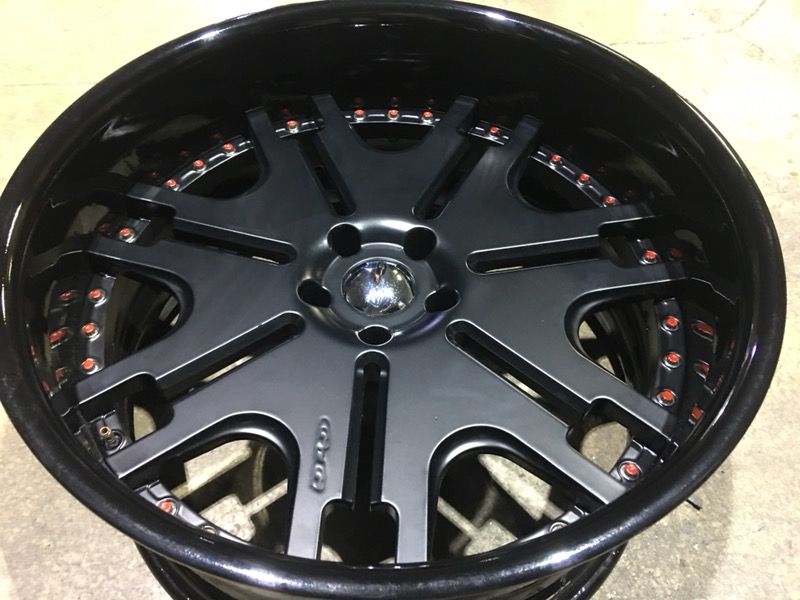STAGGERED 3-PIECE 22” GFG KLESSIG-7 WHEELS