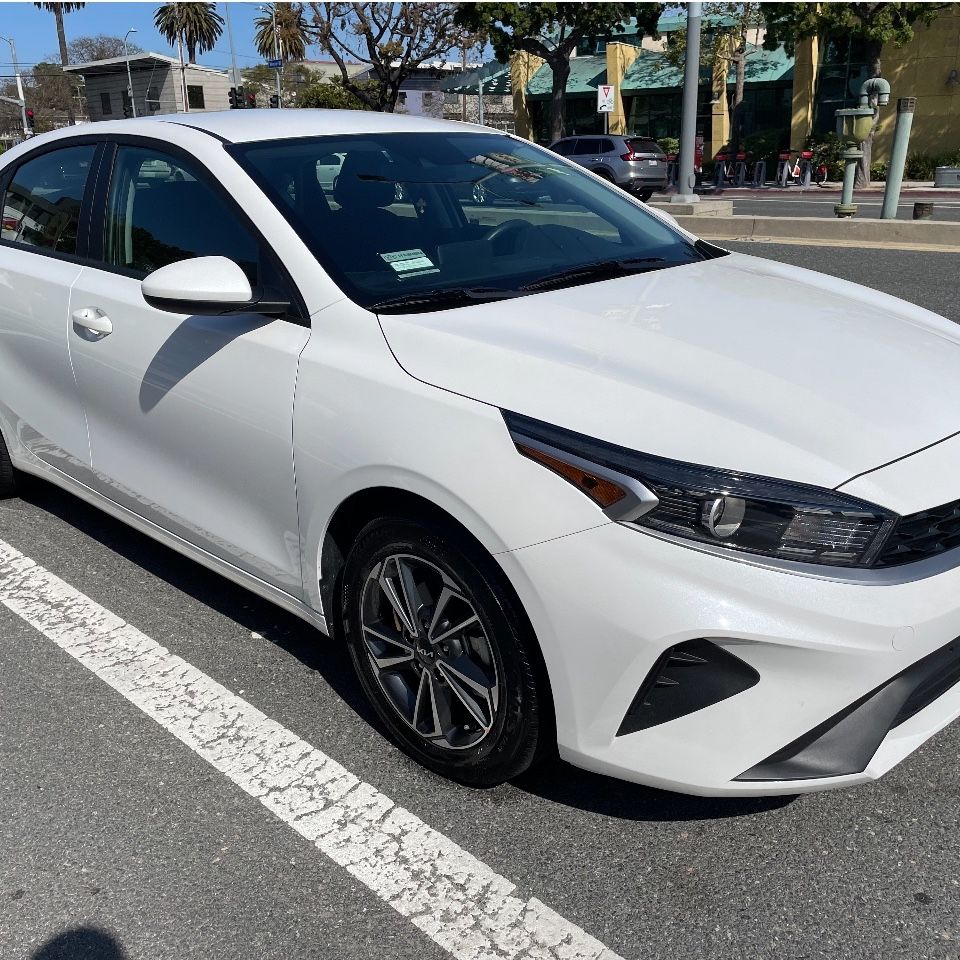 2023 KIA Forte