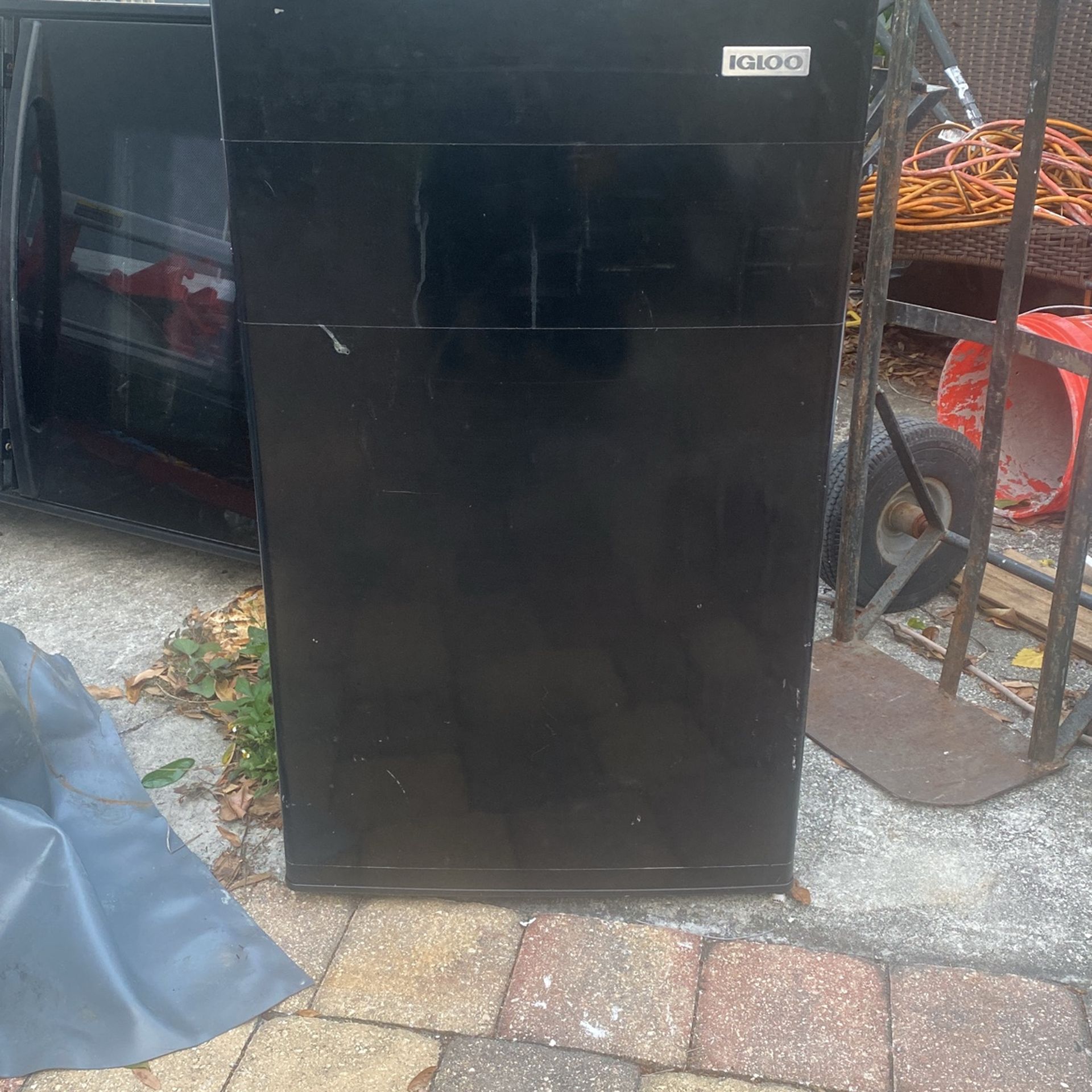 Mini Fridge
