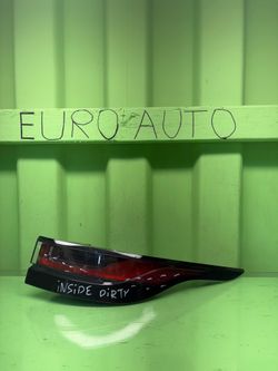 2019 2020 2021 2022 2023 Range Rover Evoque Right Passenger Side Outer Tail Light OEM