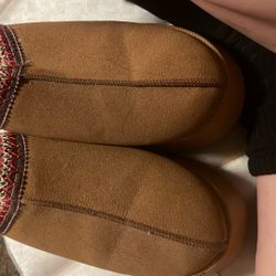 Uggs Brand New Condition Never Wore Once.