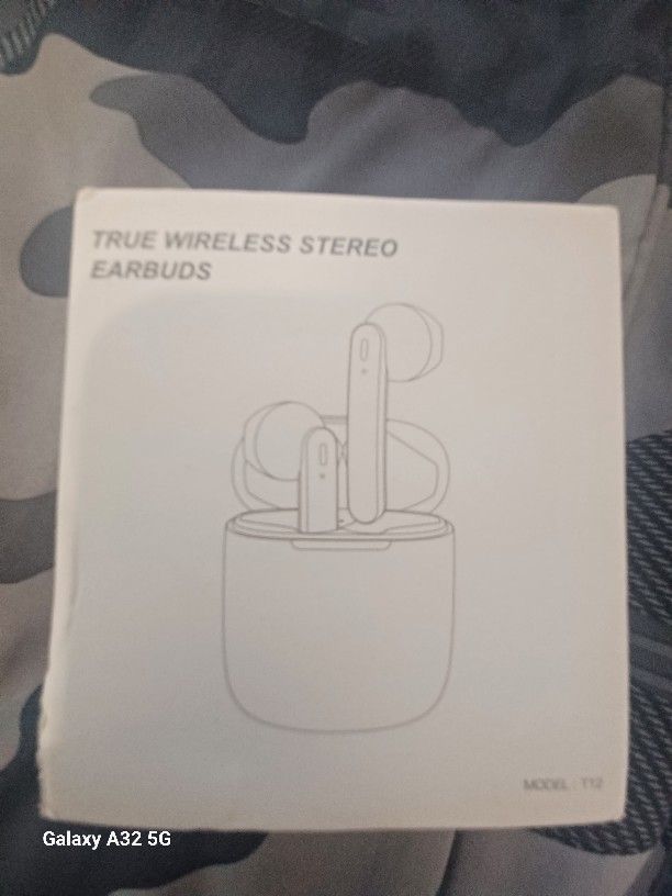 Earbuds