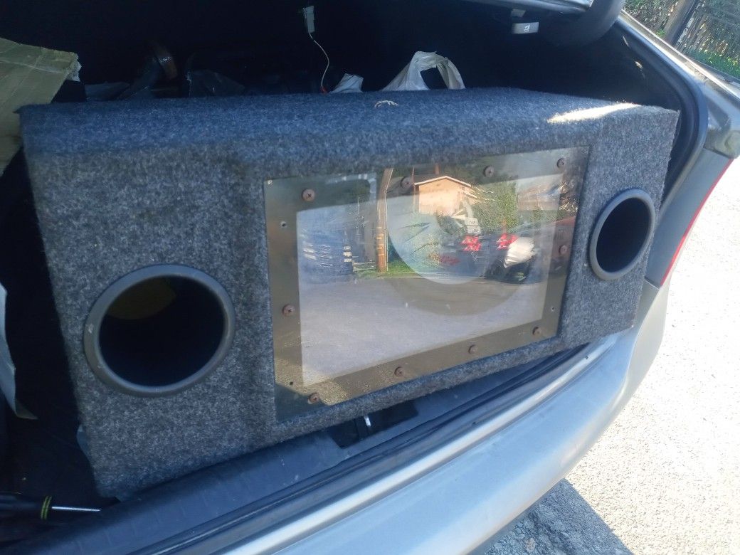 Cajon Con Bocina