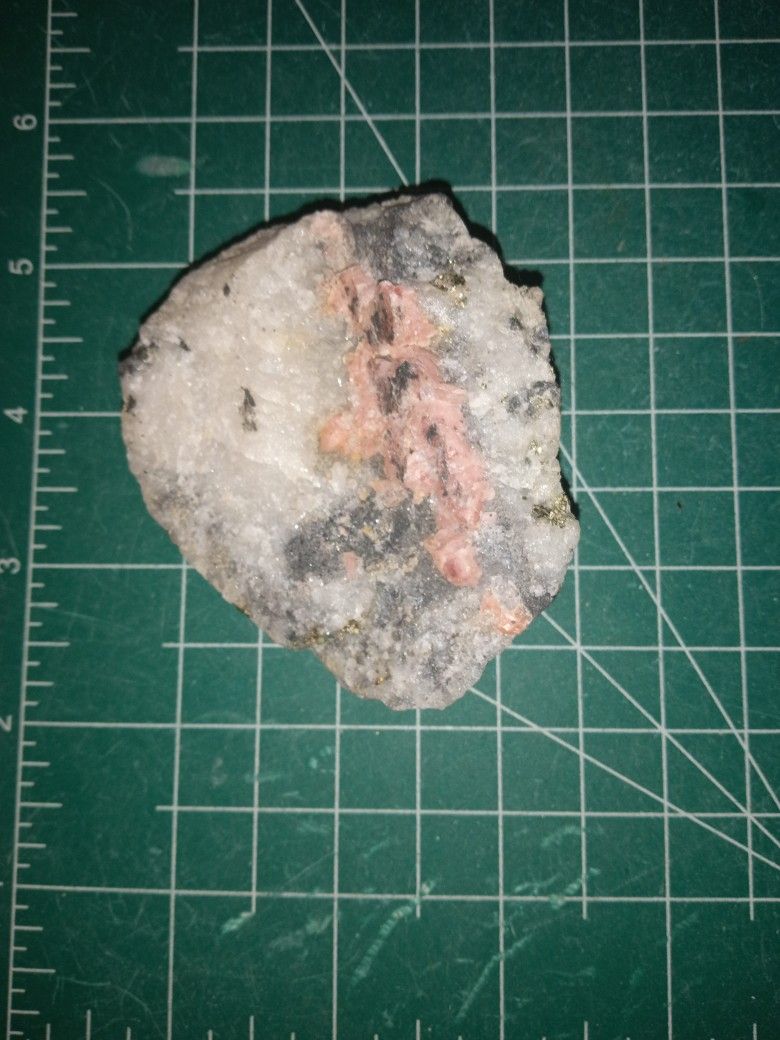 Rhodoscrite