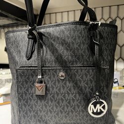 Michael Kors MK purse