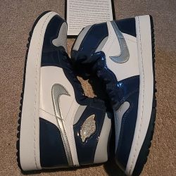 Nike Air Jordan High Golf "Navy/metallic" Size 10.5 Men /12wmns