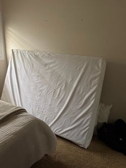 Full size box spring