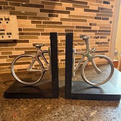 Bicycle bookends 