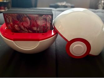 Umbreon and Urshifu Pokémon Deck with Pokeball Deck Case