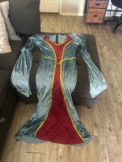 Woman costume