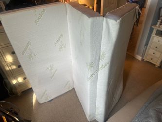 Trifold Full Size Foam Mattress (4” thick)