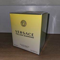 Versace Yellow Diamond – Eau de Toilette, 3.0 oz – Brand New
