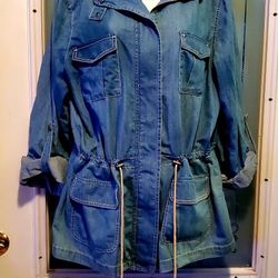 Chico's Blue Jean Cargo Jacket/Shirt..size 2  Med Size