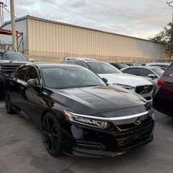 2019 Honda Accord LX LX 4dr Sedan Price $16,750 Mileage 79,974