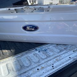 TAILGATE FOR FORD SUPERDUTY!!!