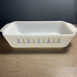 Vintage Fire King Anchor Hocking Candle Glow #441 Milk Glass 1 Quart Loaf Pan