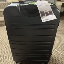 New In Tag Large Luggage 