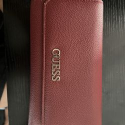 GUESS Clutch Wallet