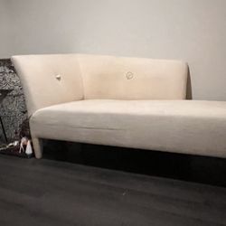 Crème Chaise