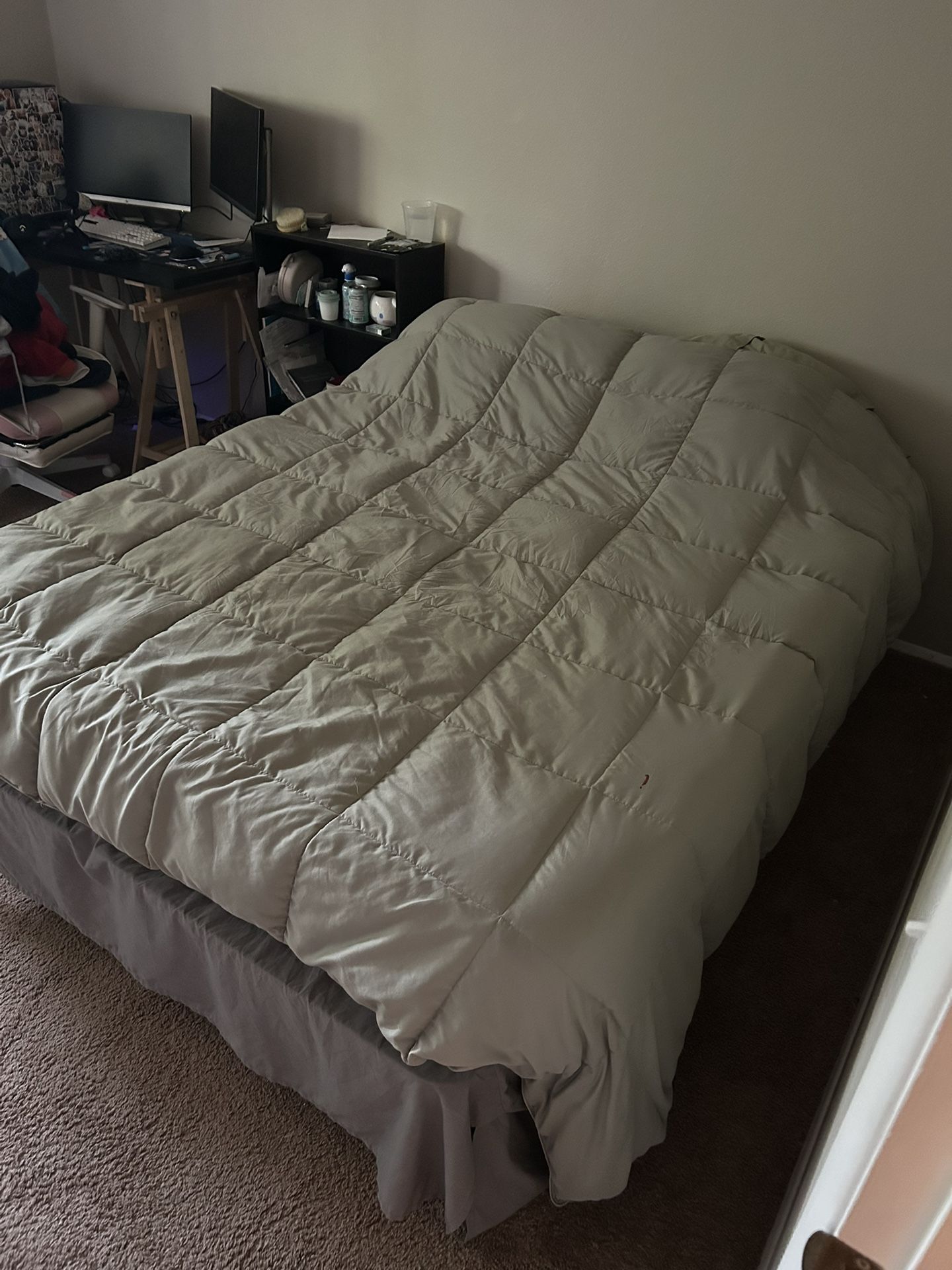 Queen Beds
