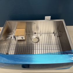 Vigo Stainless Steel Farmhouse Sink