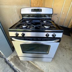 GE gas stove 4 burners stainless st. 30”