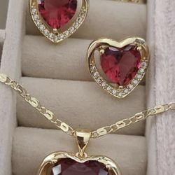 Set De Aretes Y Cadenita