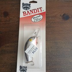 Nos Vintage Bandit 200 Series 203 Pearl/BLK Back Pink Chest Fishing Lure