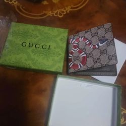 Gucci Snake Wallet 