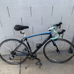 DIAMONDBACK Road Bike Bicycle- 20 Speeds - 6061 Aluminum Frame - Gears And Brakes Work And Ready To Ride Too. 