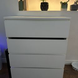 4 Drawer White Dresser