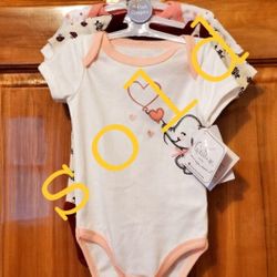 Quiltex Baby Girls' 3-Pack Bodysuits - magenta, 6 - 9 months (Newborn)

Product details
Stock up with this 3-pack from Quiltex. Quiltex 3-pack bodysui