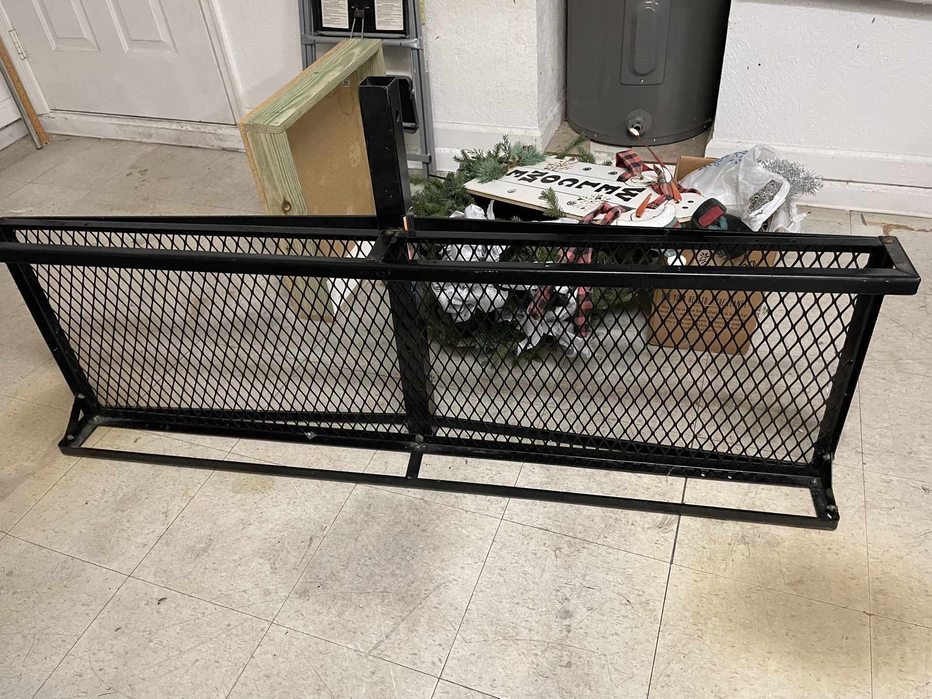 Trailer Hitch Cargo Carrier