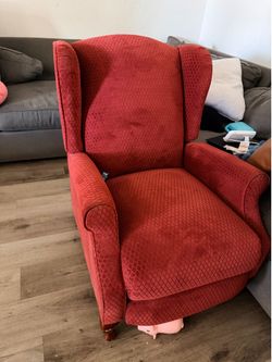 Maroon recliner