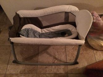 Baby seats sleeper