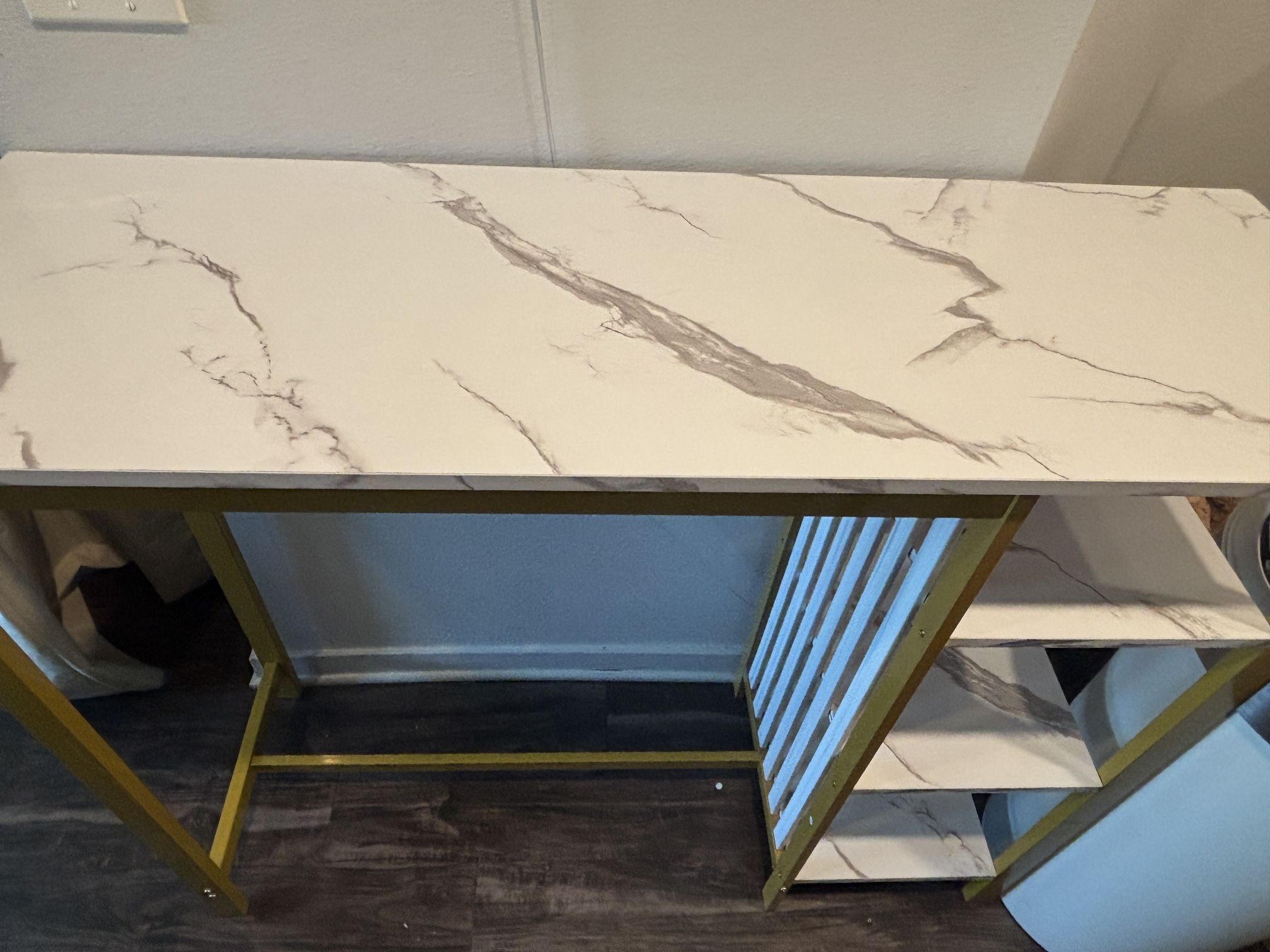Bar Table