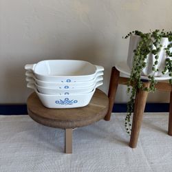 4 vintage Corning Ware Petite Pan P-41 and P-41-B in the Blue Cornflower pattern.