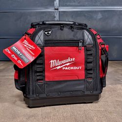Milwaukee PACKOUT 15 in. Structured Tool Bag