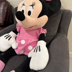 Minnie Mouse Toy Lot And Tote Bag