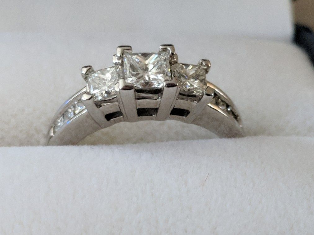 Diamond Ring White Gold