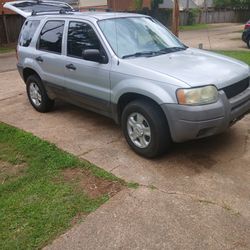 2004 Ford Escape