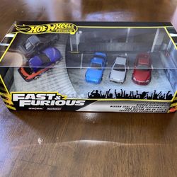 Hot Wheels Premium, 2025 Fast & Furious , Real Riders, Diorama, NEW, Sealed