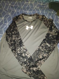Under Armour "Heat Gear" Long Sleeve Compression Shirt! Size 2XL